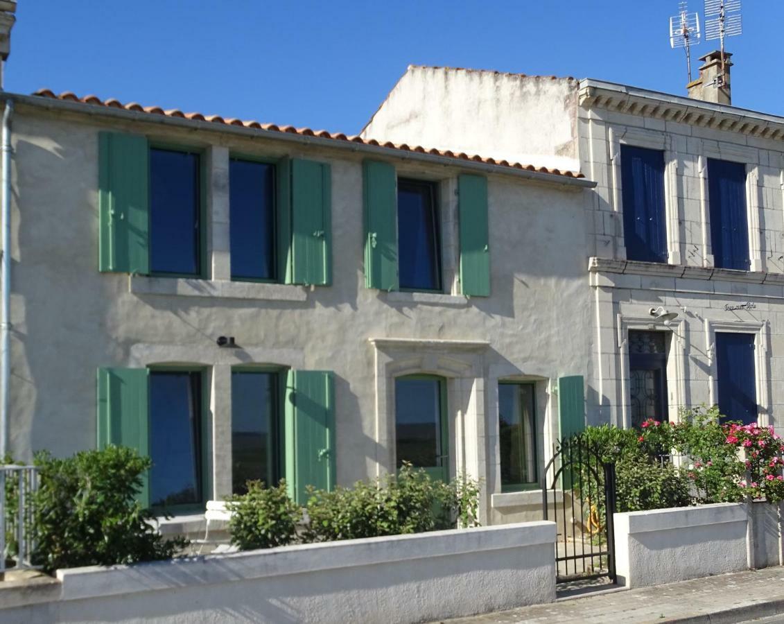 La Maison De Gaston Le Port-des-Barques Εξωτερικό φωτογραφία